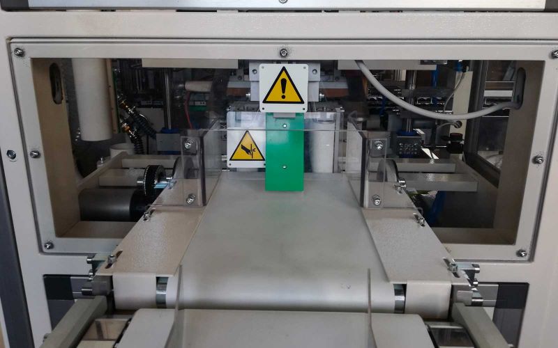 Machines for the Production of Normal and Perforated Zig-Zag Cotton-Wool in Poly-Bags machinery image 18